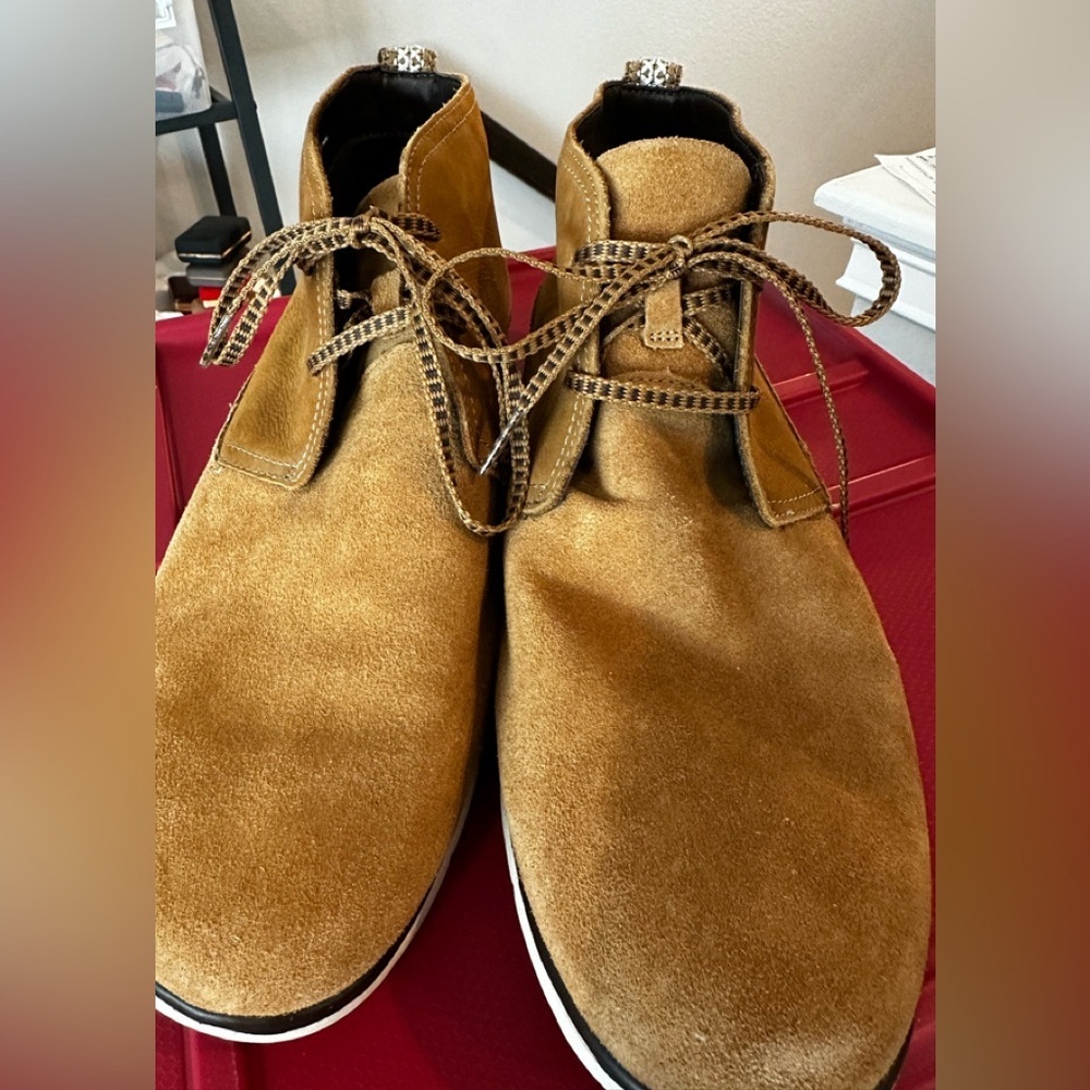 UGG Energ boots